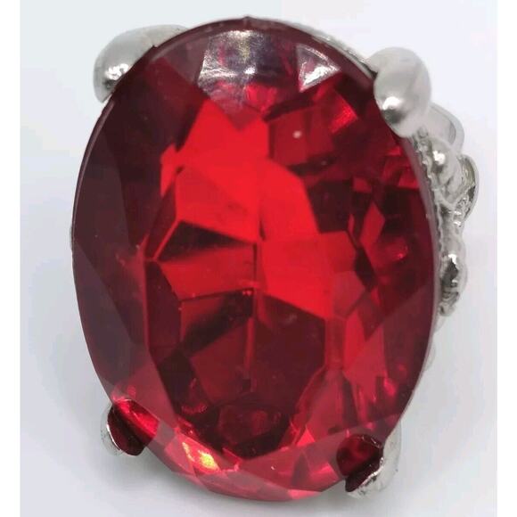 Cocktail Ring Ruby Red Glass Cabochon Statement Silvertone Ajustable Faceted - Picture 2 of 8
